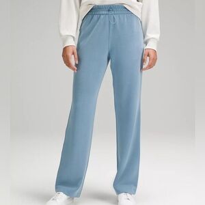 NWOT Lululemon Softstreme High Rise Pant